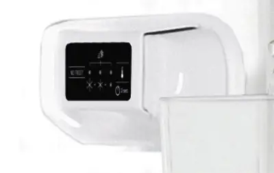 WNF 821 E X